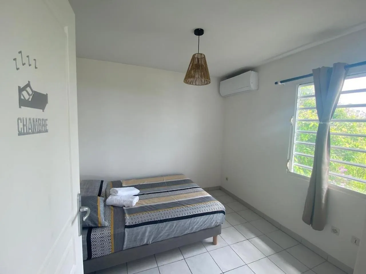 Apartment T2 Vue Mer Proche Tartane & Acces Direct Plage La Trinite